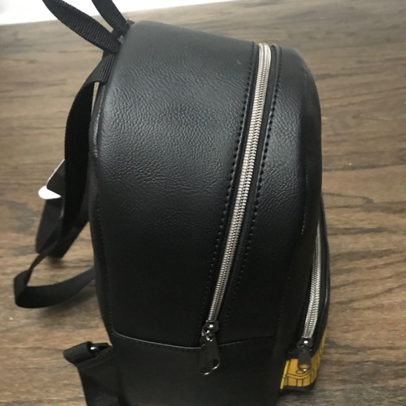 FUNKO BATMAN WOMEN MINI BACKPACK BRAND NEW. GOOD QUALITY, PORTABLE & CON… - Picture 3 of 6